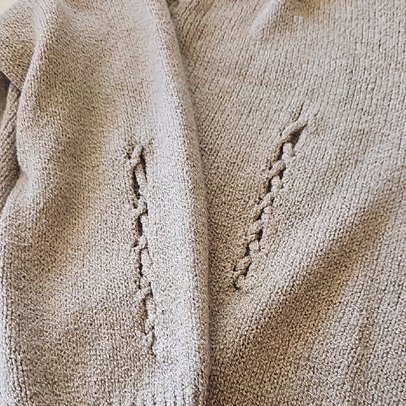 ILLA ILLA Tan Crew Neck Sweater Classic Knit - Picture 3 of 4